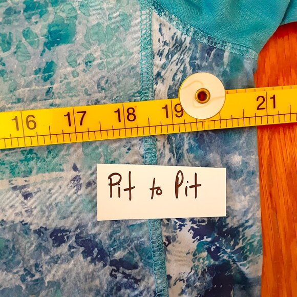 Realtree Fishing Woman's Top Size XL Long Sleeve Blue/Gray Recycled Polyester - Picture 5 of 9